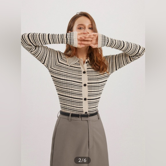 Musical ❤️Notation Knit Top - Picture 3 of 4